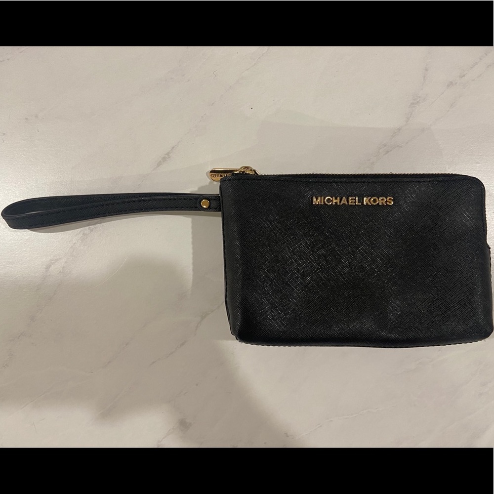 Michael Kors wristlet